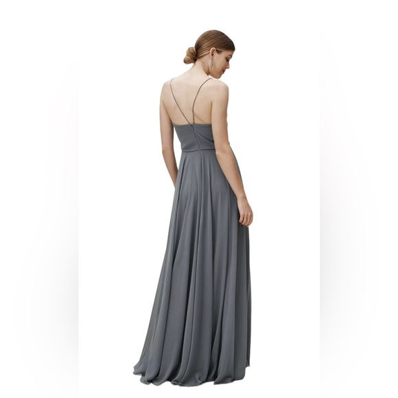 Jenny Yoo Inesse Chiffon V-Neck Spaghetti Strap Gown in Storm Grey Size 2 - Picture 2 of 8